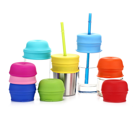 Couvercles de tasse de paille en silicone pour tout-petits Les bébés boivent des pailles réutilisables à l'épreuve des déversements Yeti Rambler Mason Coupe
