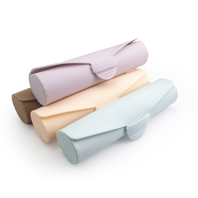 Un bon prix. Organizer de pinceau de maquillage en silicone FDA avec fermeture de fermeture à glissière anti-chute en ligne