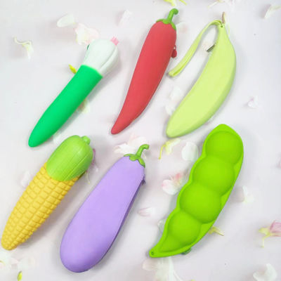 Un bon prix. Boîte à crayons en silicone coloré sac à crayons imperméable esthétique poids léger sac à crayons portable fournitures scolaires élégantes en ligne