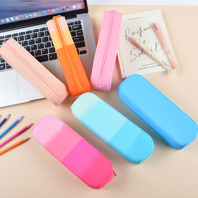 Un bon prix. Fermeture à glissière Porte-crayon en silicone sans BPA Grande durabilité pour les fournitures scolaires Bureau collège Adolescent filles adultes en ligne
