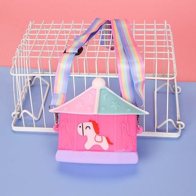 Un bon prix. Carrousel Kid CrossBody Sac à épaule BPA gratuit Casse à crayon en silicone pour papeterie et maquillage Organisation fournitures scolaires en ligne