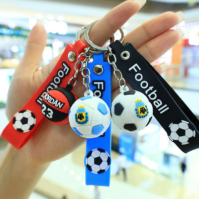 Un bon prix. Chaînes de clés de football accessoires mignon chaîne de clés Kawaii non toxique pour les enfants garçons filles femmes en ligne
