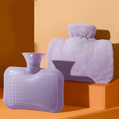 Un bon prix. Une bouteille d' eau chaude pour les crampes, 1200 ml / 1500 ml de capacité, sac d' eau chaude pour soulager la douleur. en ligne