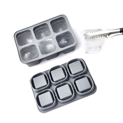 Un bon prix. Plateaux de glaçons pliables 2 paquets de silicone pliable pliable Grands moules de glaçons avec couvercle et fond doux pour une libération facile en ligne