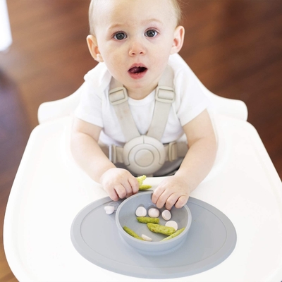 Un bon prix. Le bébé de sevrage épaissi de silicone roule non glissement calorifuge insipide en ligne