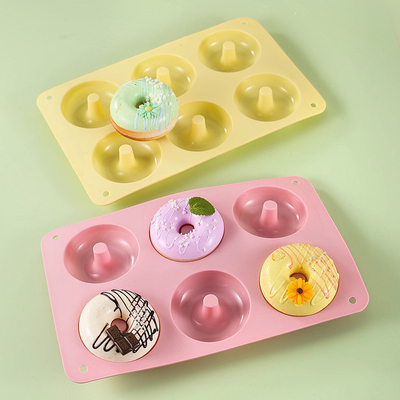 Un bon prix. Les biens de moule de gâteau de silicone de dessert d'anniversaire imperméabilisent multicolore en ligne