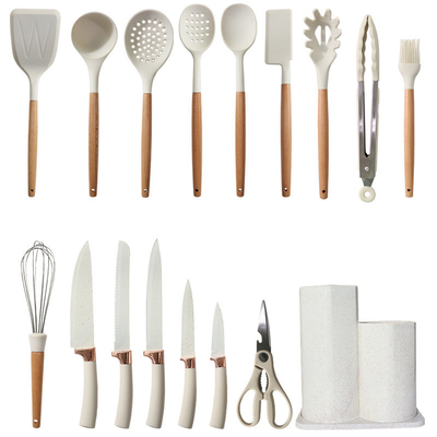 Un bon prix. 17 pièces d'ustensiles de cuisine en silicone Ensemble d'ustensiles de cuisine Tongs, spatule, cuillère, pinceau, ciseau, appareils de poignée en bois en ligne