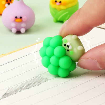Un bon prix. Fruits d'animaux de mer Cute dessins animés crayons gommes pour les enfants Prix de la classe Fête Staonery en ligne