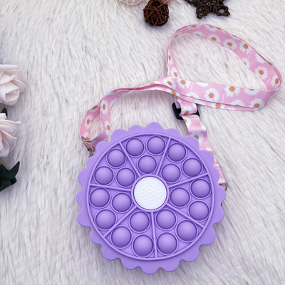 Un bon prix. Kawaii sac à dos mignon sac à épaule dessin animé sac en silicone sac à main portefeuille sac à main filles cadeau d'anniversaire adorables accessoires en ligne