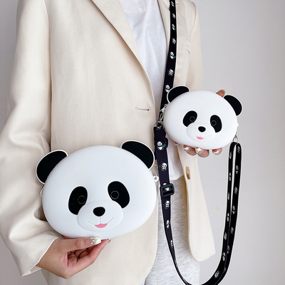 Un bon prix. Panda durable porte crayon en silicone pour les enfants sac à main épaule sac à main monnaie sac portefeuille sac de maquillage sac de rangement en ligne