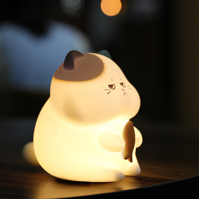 Lumière de nuit pour les enfants 16 couleurs Dimmable pour les enfants Lumière de nuit Lampe rechargeable télécommande Lumière de nuit en silicone pour la chambre d'enfant