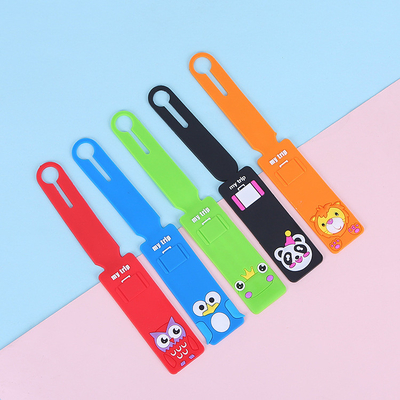 Un bon prix. Étiquettes de bagages en silicone brillant et flexible pour les voyages, faciles à transporter en ligne