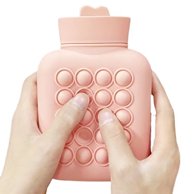 Un bon prix. 1L bouteille d'eau chaude pour soulager la douleur sans BPA et de qualité alimentaire en silicone en ligne
