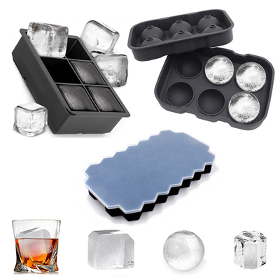 Un bon prix. Plateaux à glaçons en silicone 3 paquets - Formes de glaçons en silicone de grande taille avec couvercle étanche à fuite Plateau à glaçons carré amovible et exempt de BPA pour cocktail, whisky, glace flexible empilable en ligne