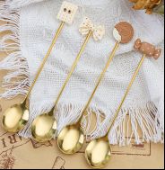 Un bon prix. Ensemble cuillère et fourchette en silicone avec animaux de dessin animé | 12 modèles du zodiaque chinois | Acier inoxydable 304 et silicone de qualité alimentaire | Couleurs personnalisées et personnalisation en ligne