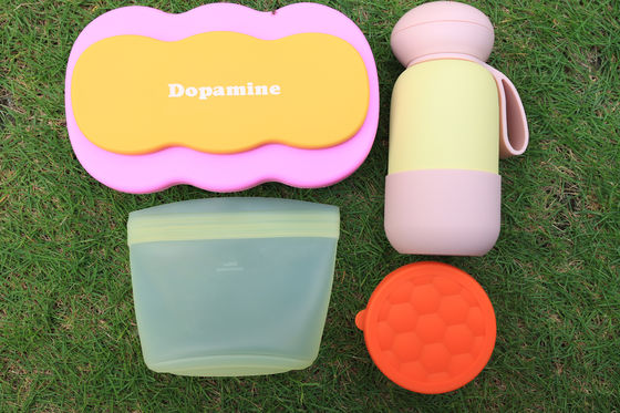 qualité Boîte à crayons en silicone légère, facile à nettoyer, idéale pour transporter stylos, crayons, marqueurs et petits accessoires usine