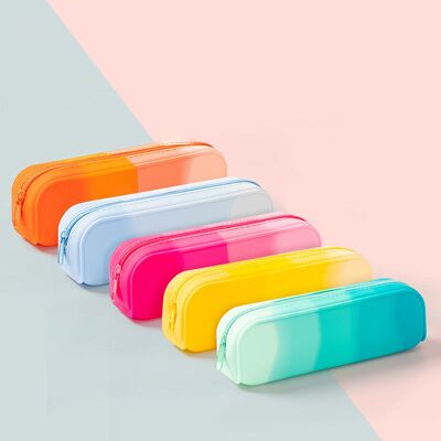 Un bon prix. Sac à monnaie en silicone durable sans BPA, souple et léger, parfait pour les voyages, le transport quotidien et un accès pratique en ligne